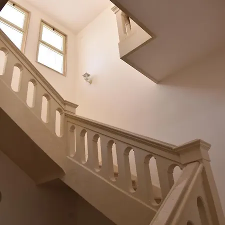 فندق مبيت وإفطار Luce Del Barocco 4*