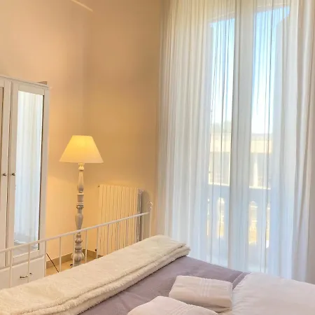 فندق مبيت وإفطار Luce Del Barocco ليتشي