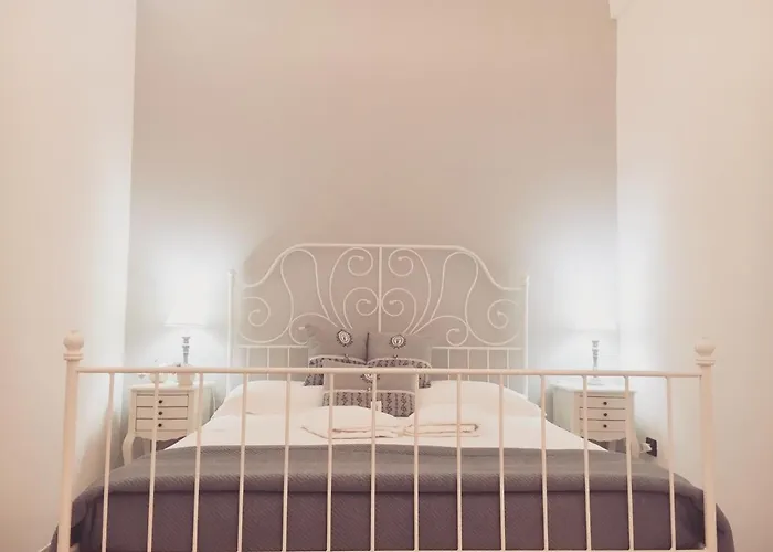 Bed & Breakfast Luce Del Barocco 4*